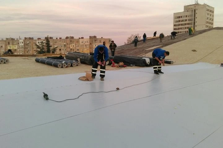 ремонт на покриви