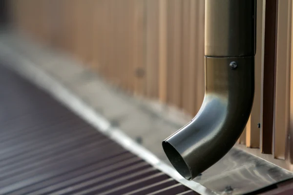 тенекеджийски услуги