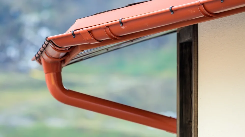 тенекеджийски услуги